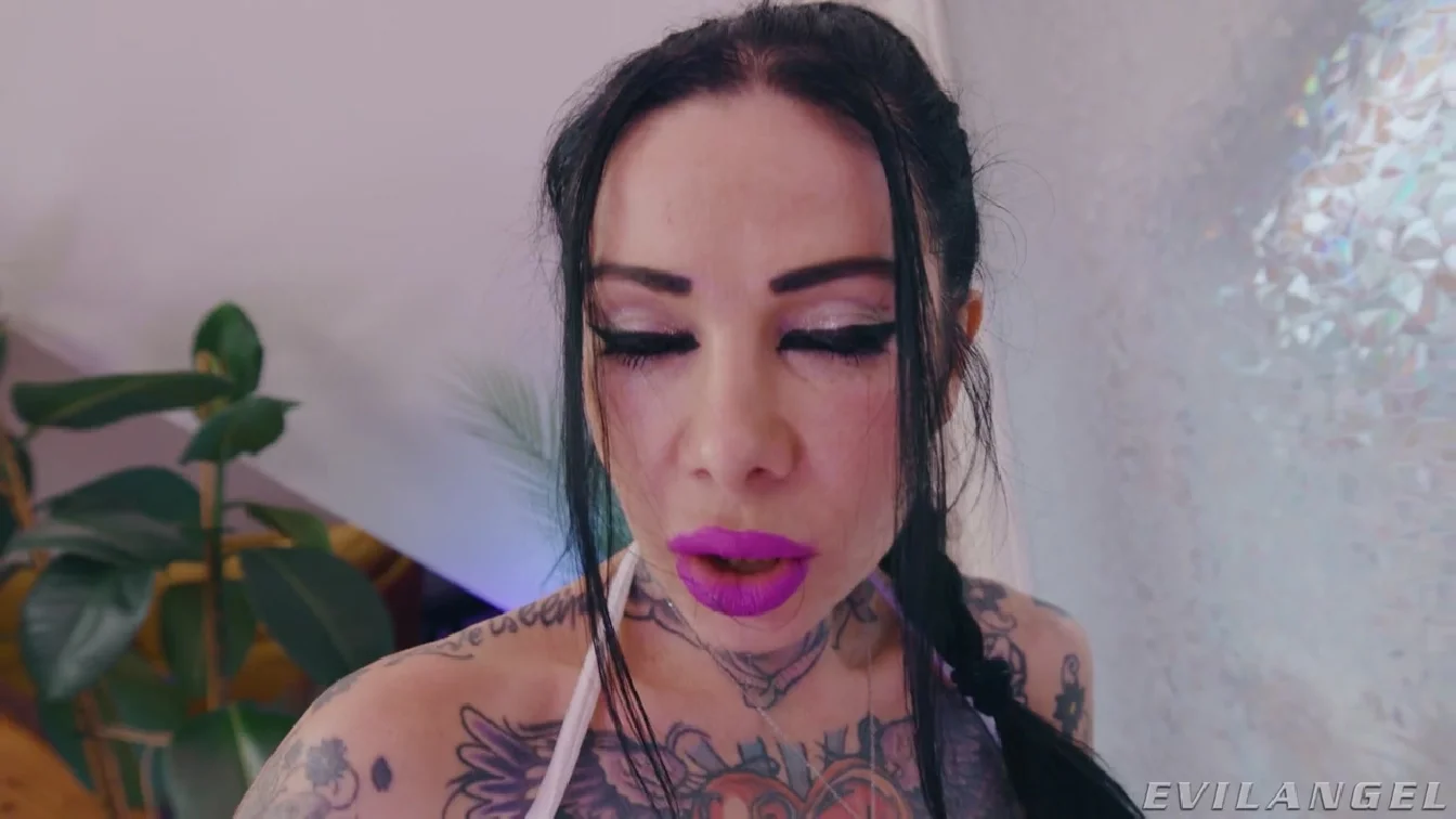 EvilAngel Megan Inky Clit Vibe Plus Huge Anal Dildo XXX